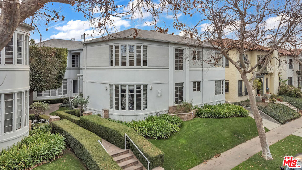 150 N Sycamore Ave Unit: 1/2