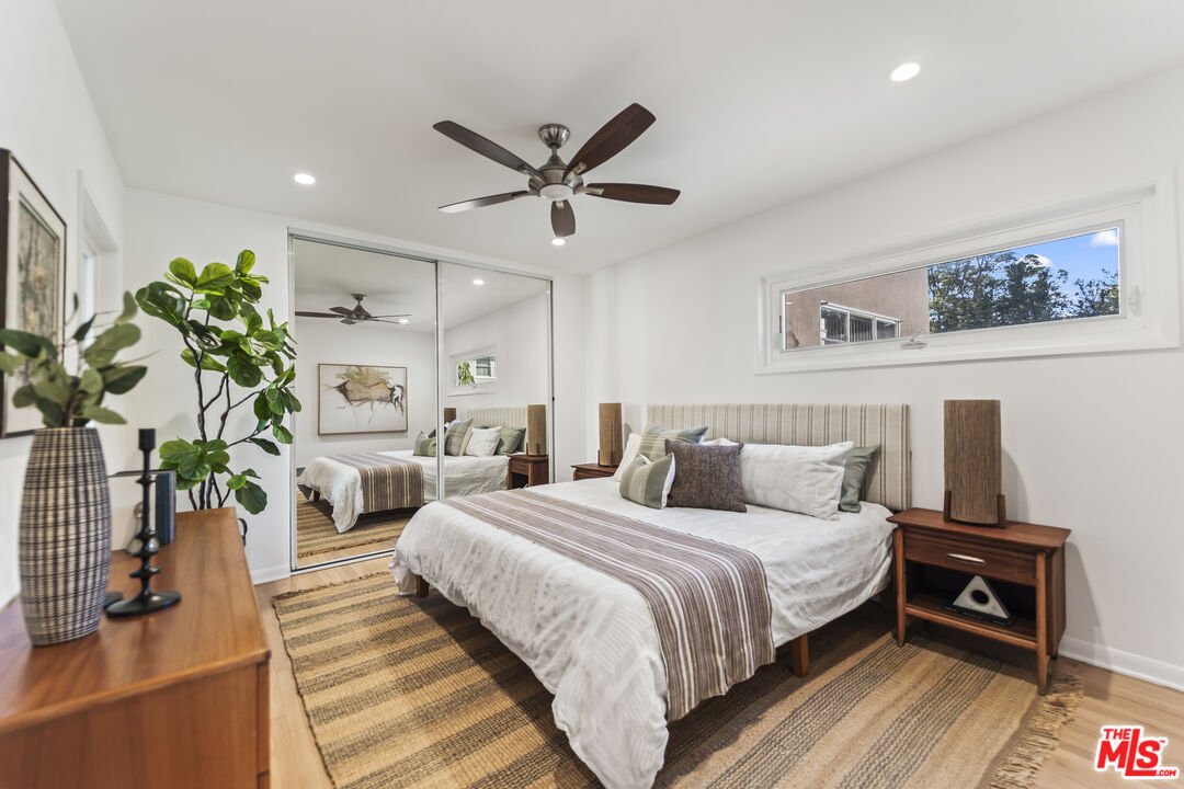 939 N Glendale Ave Unit: 3