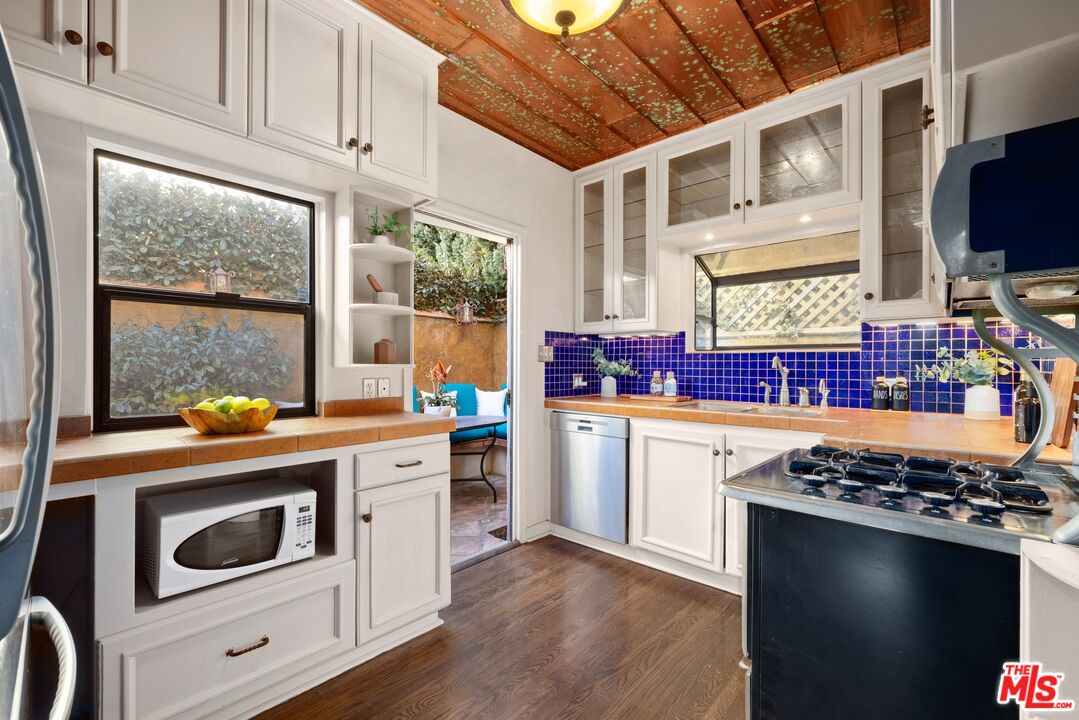 4070 Lafayette Pl Unit: A