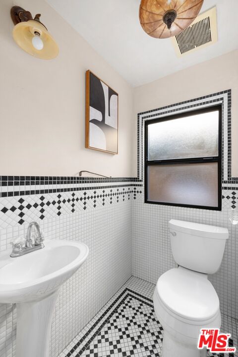 4070 Lafayette Pl Unit: A