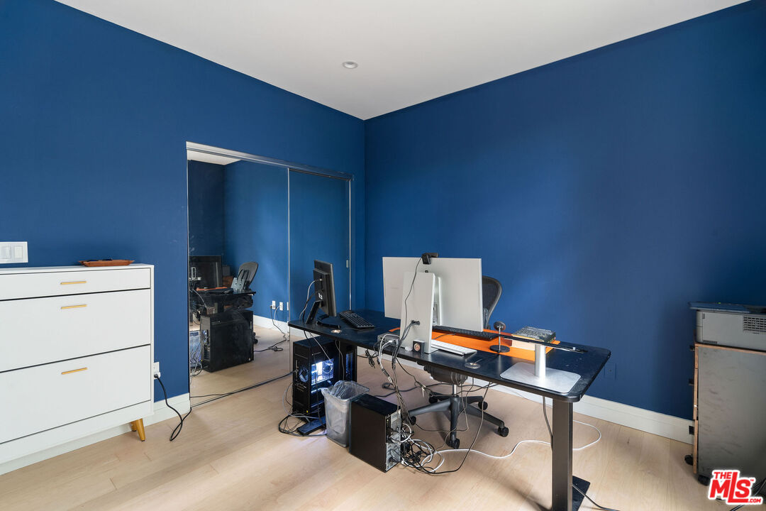 231 Bay St Unit: 4