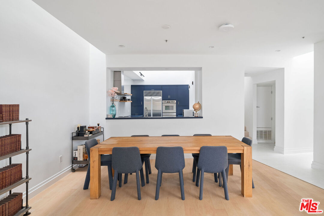 231 Bay St Unit: 4