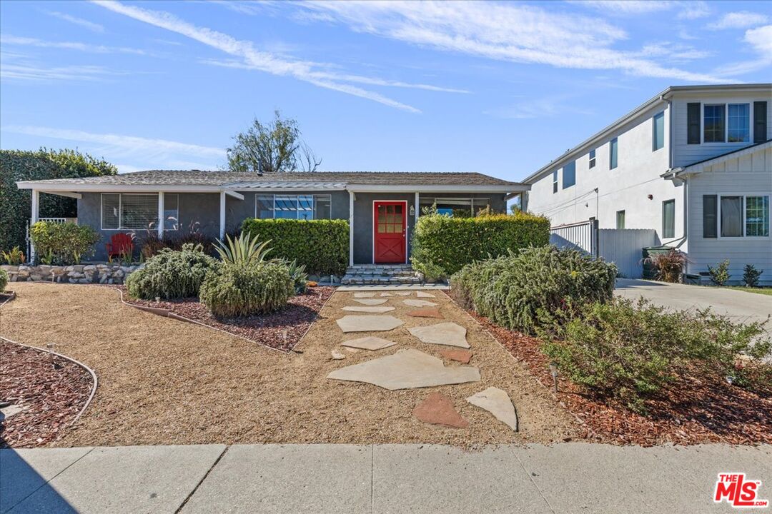 8027 Handley Ave