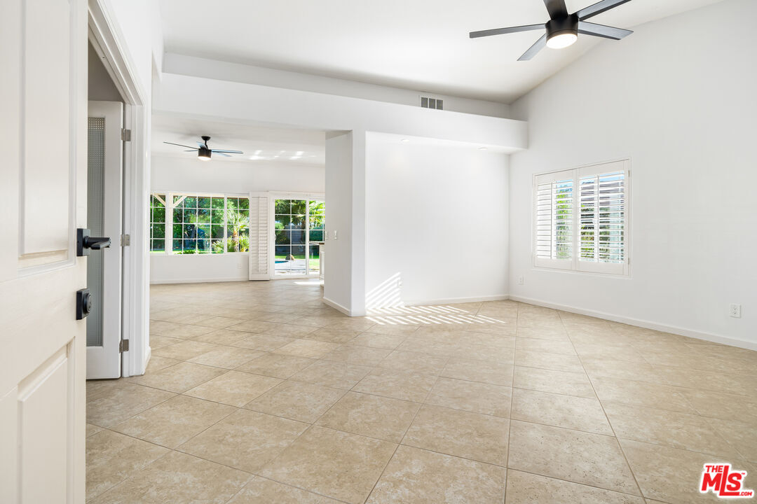 1661 Olga Way