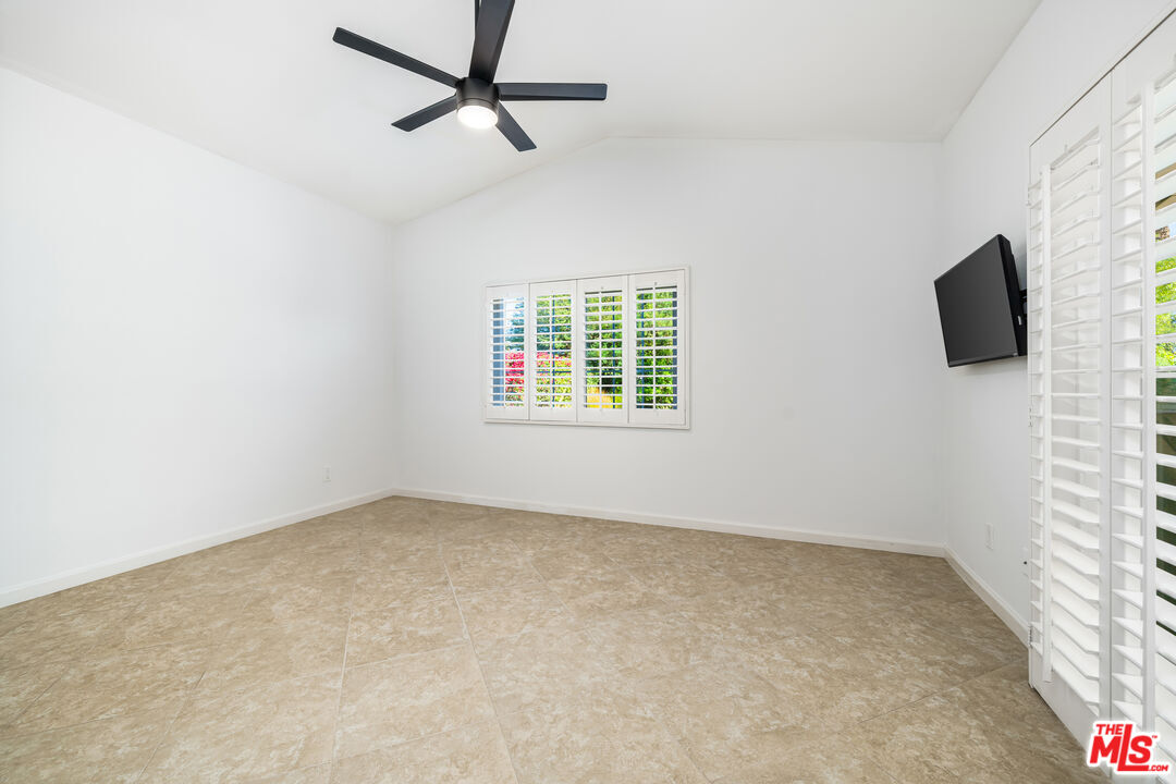 1661 Olga Way