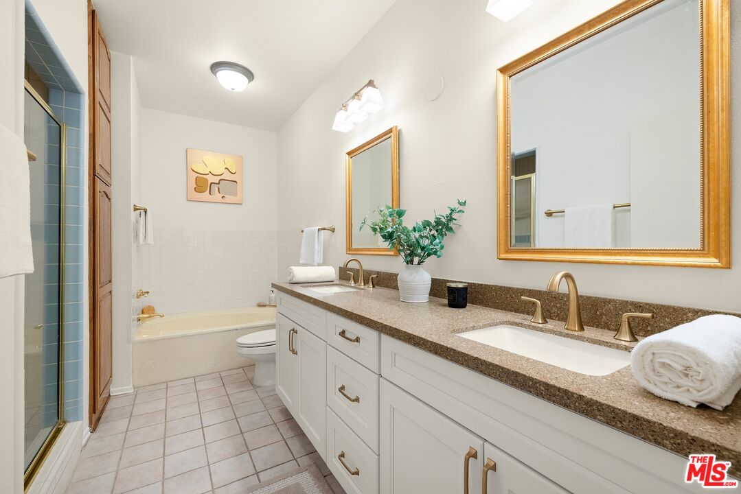 10627 Ashton Ave Unit: 102