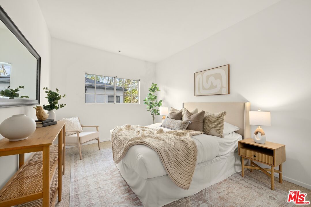 10627 Ashton Ave Unit: 102