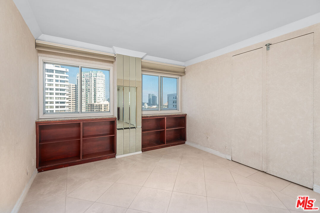 10701 WILSHIRE BLVD Unit: 1203