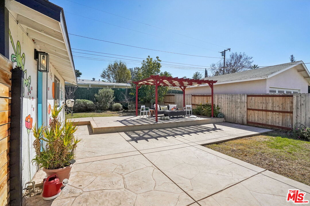 617 North Pl