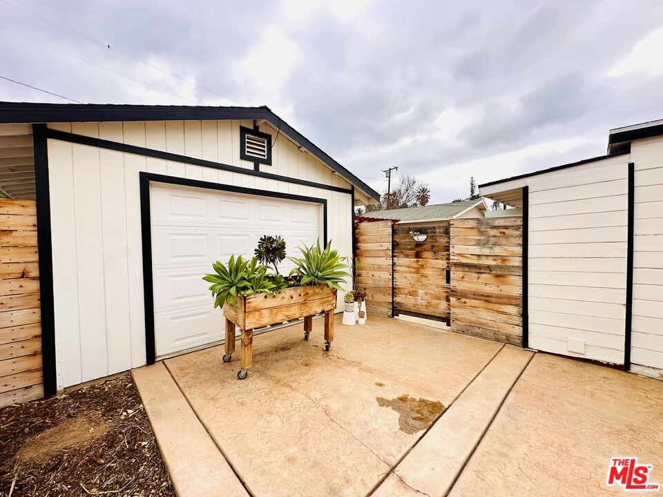 617 North Pl
