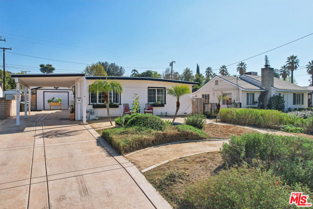 617 North Pl