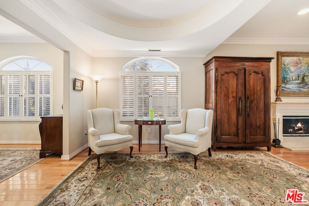 11760 Riverside Dr Unit: 2