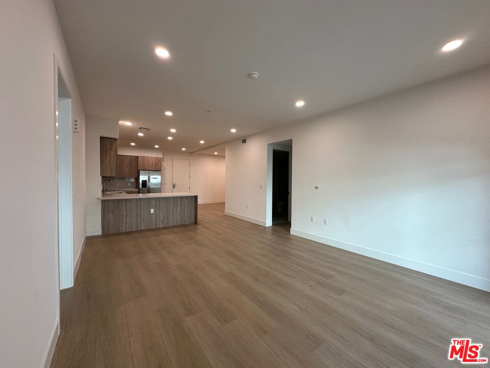 3651 Regal Pl Unit: 306