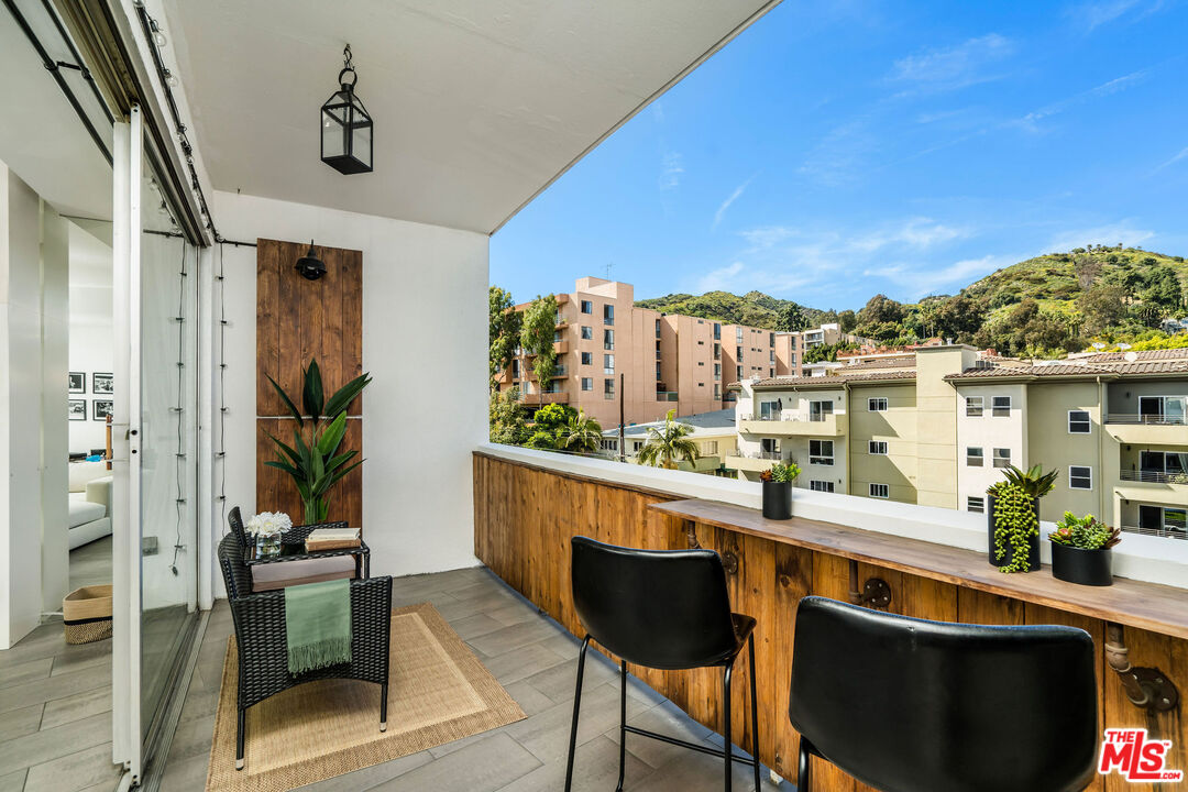 7250 Franklin Ave Unit: 505