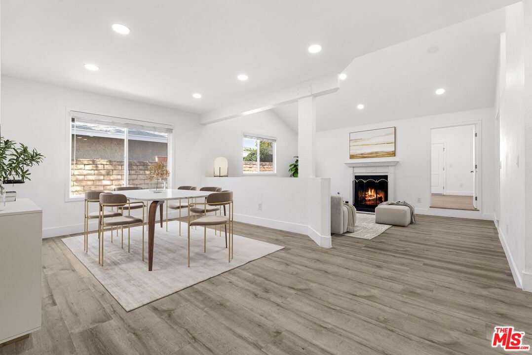 21717 Vintage St