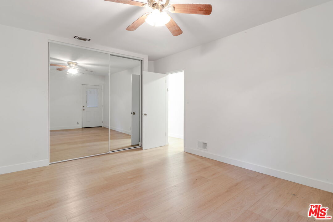2302 Bagley Ave
