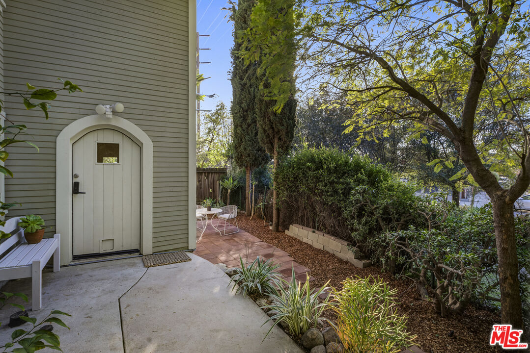 4840 Shelby Pl