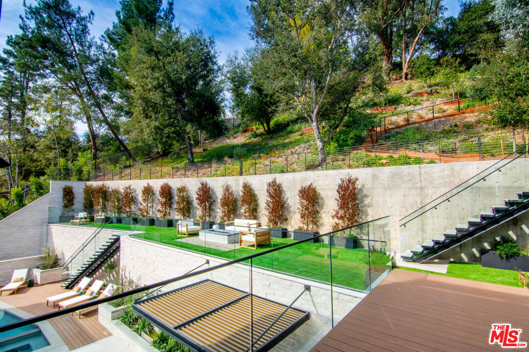 2641 Hutton Dr