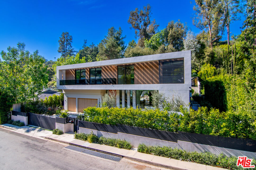 2641 Hutton Dr