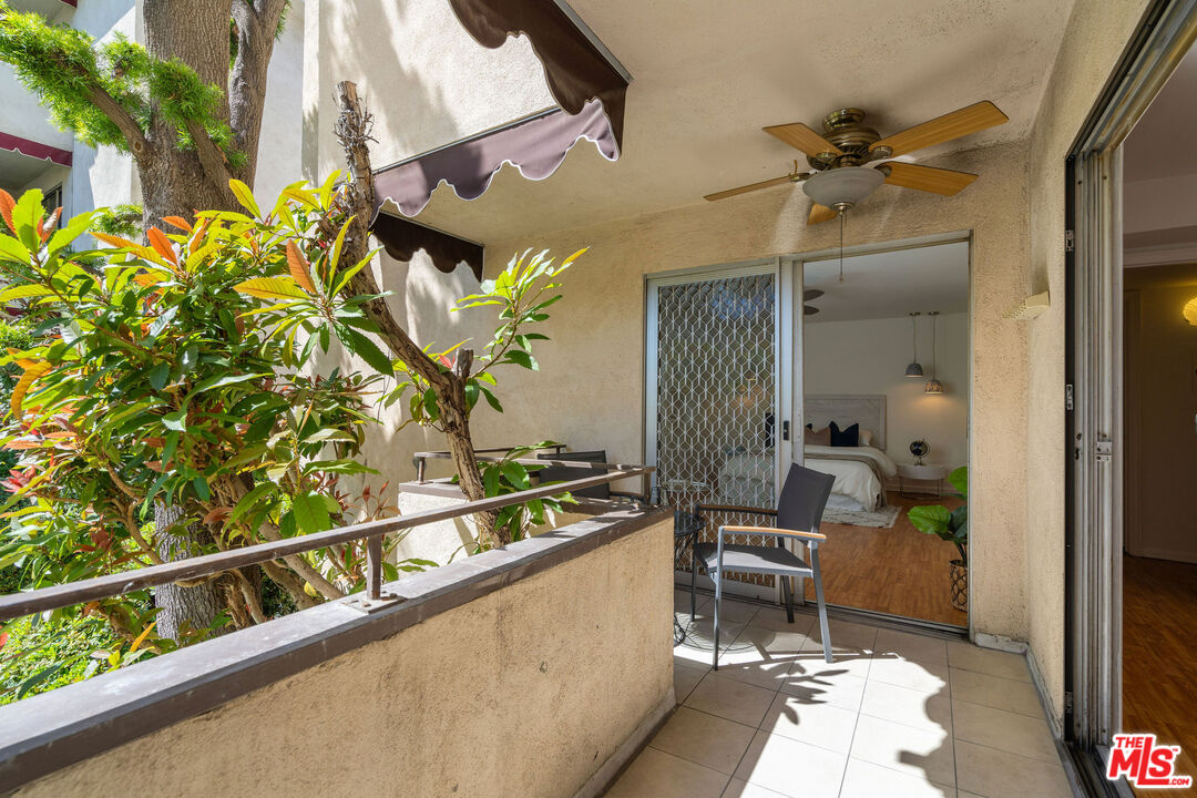 5353 Yarmouth Ave Unit: 105