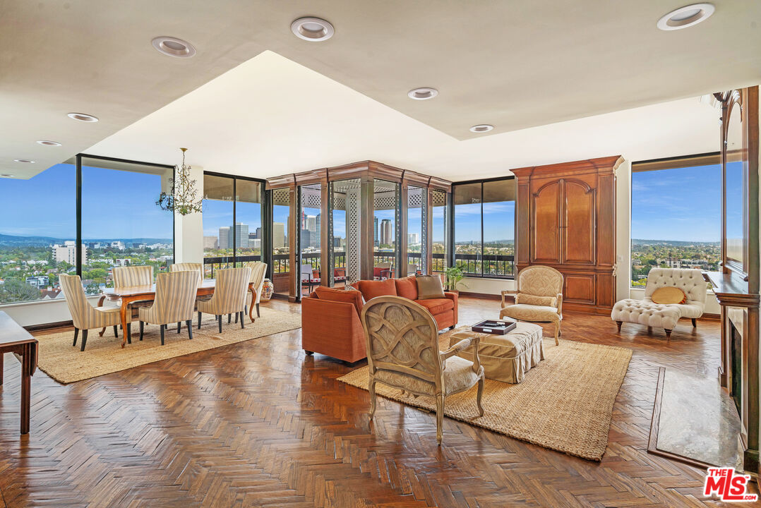 10590 Wilshire Blvd Unit: PH 1802