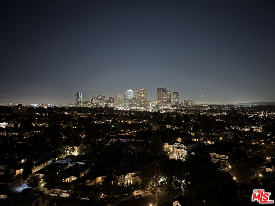 10590 Wilshire Blvd Unit: PH 1802