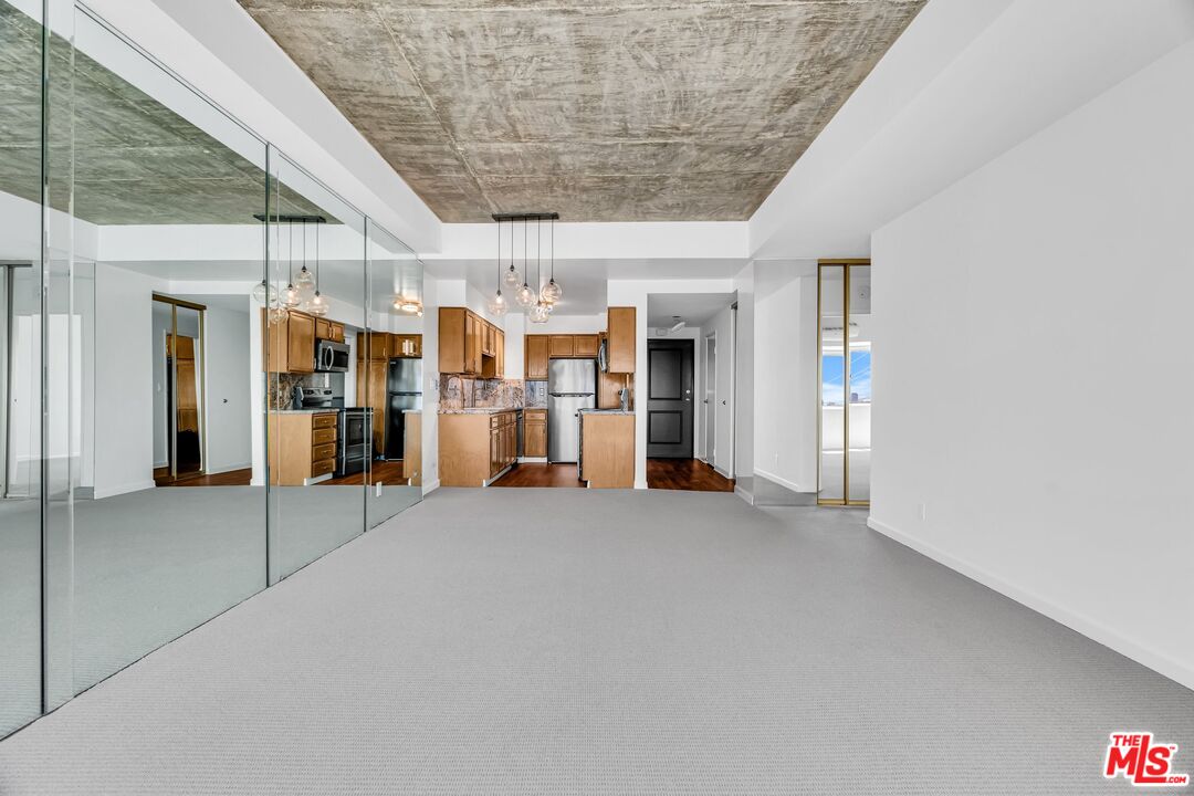 1155 N La Cienega Blvd Unit: 307