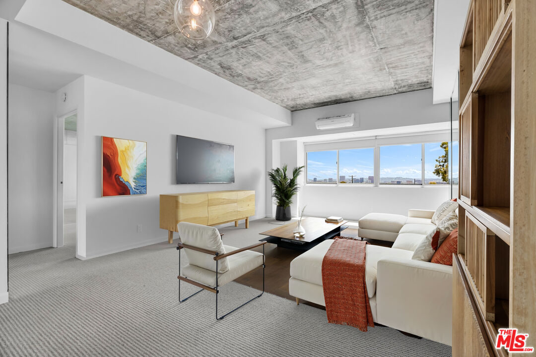 1155 N La Cienega Blvd Unit: 307