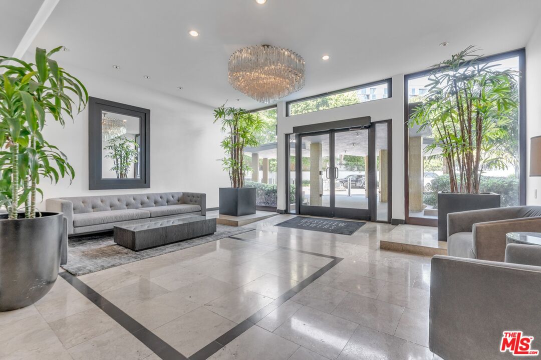 1155 N La Cienega Blvd Unit: 307