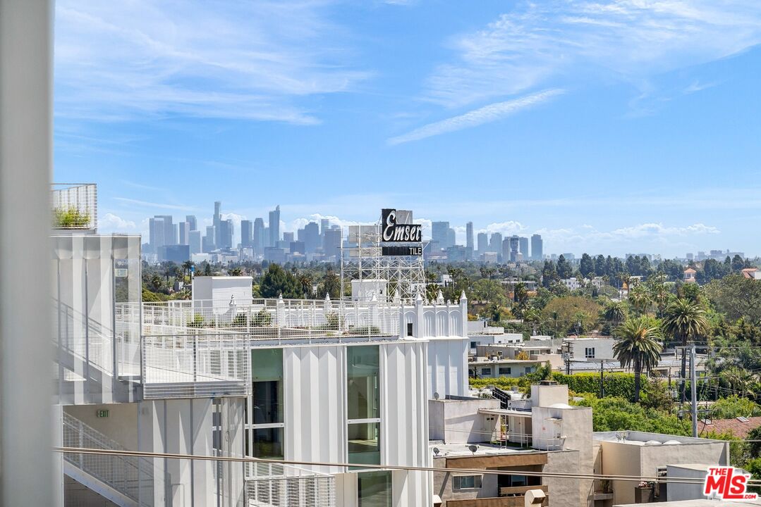 1155 N La Cienega Blvd Unit: 307