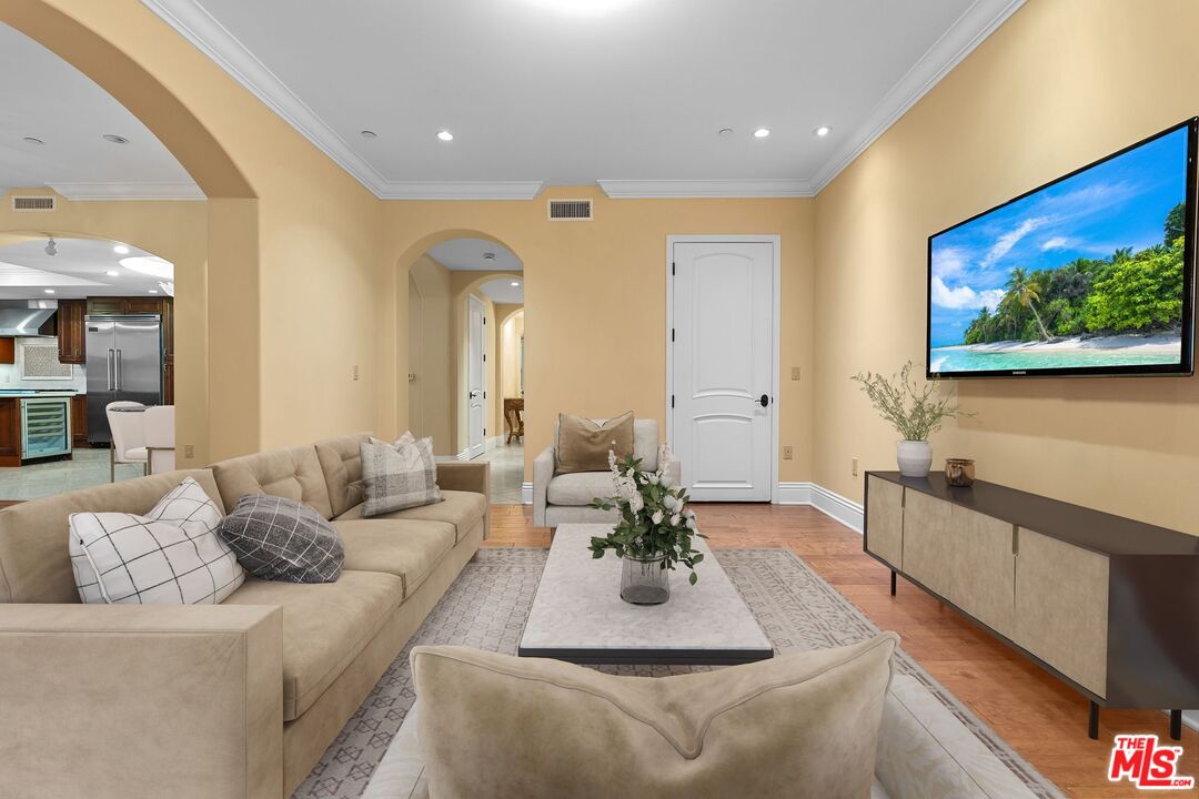 418 S Hamel Rd Unit: 102