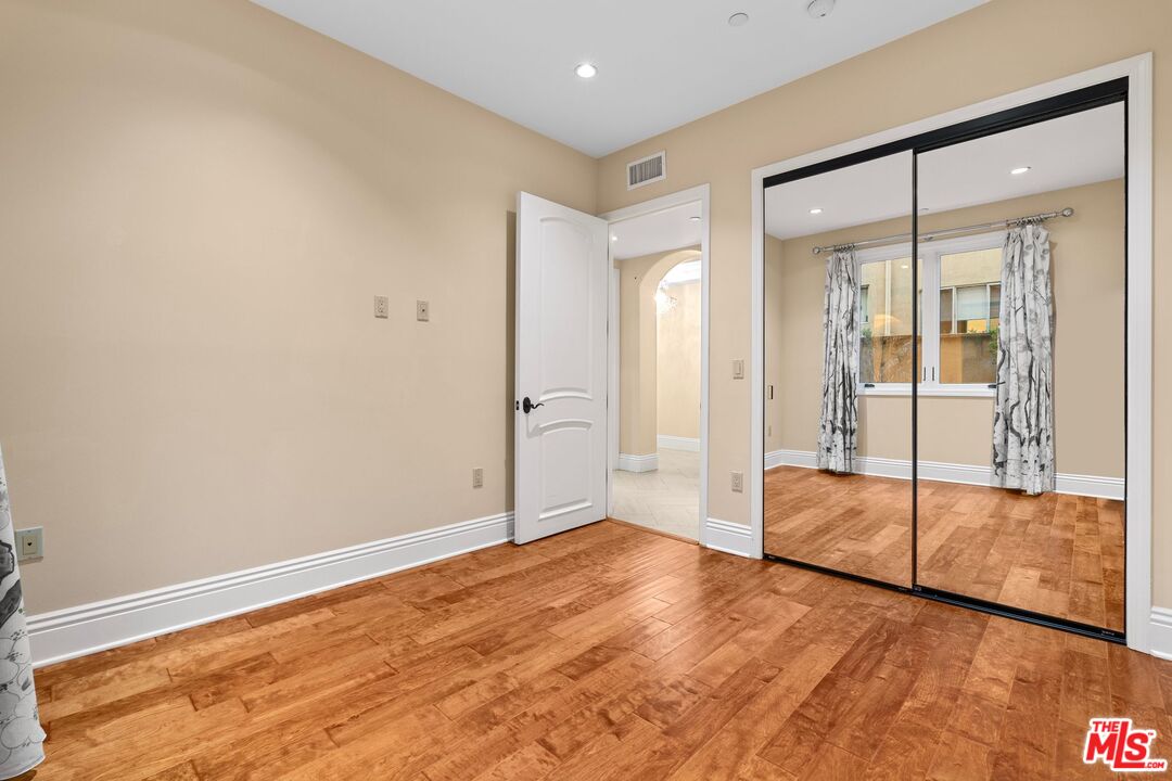 418 S Hamel Rd Unit: 102