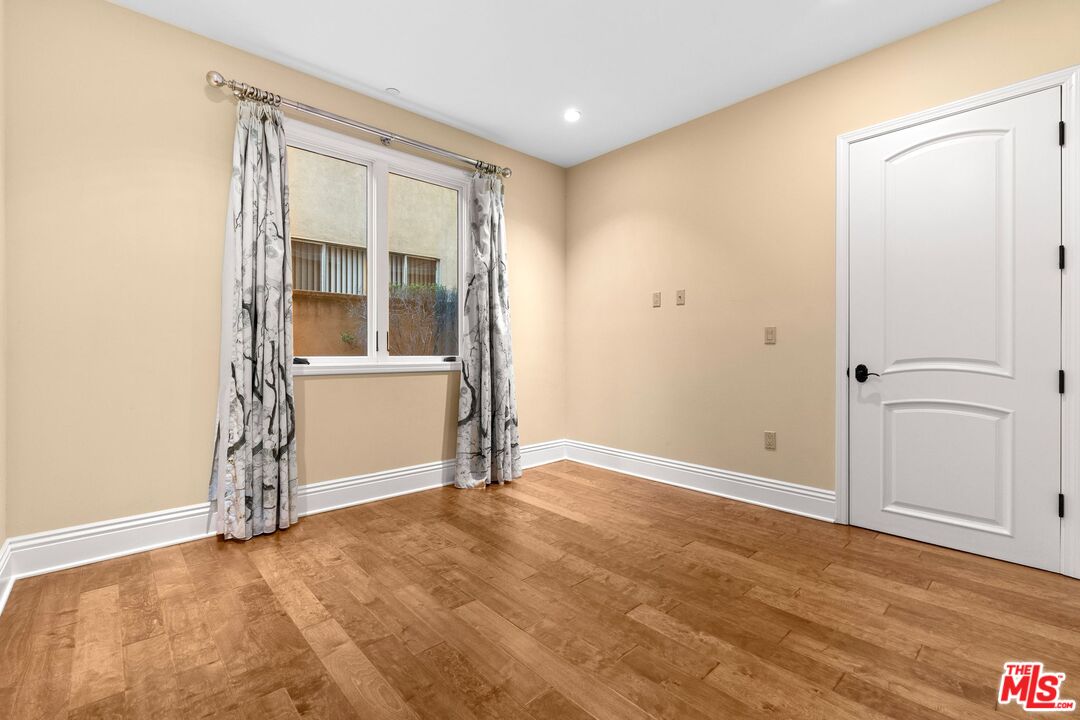 418 S Hamel Rd Unit: 102