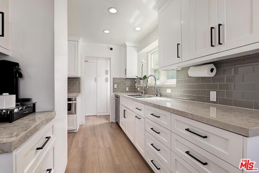 1510 Edris Dr