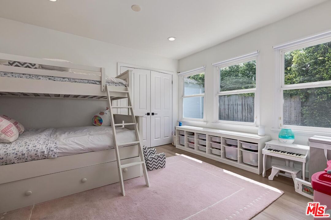 1510 Edris Dr