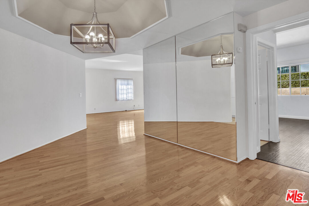 10475 Ashton Ave Unit: 304