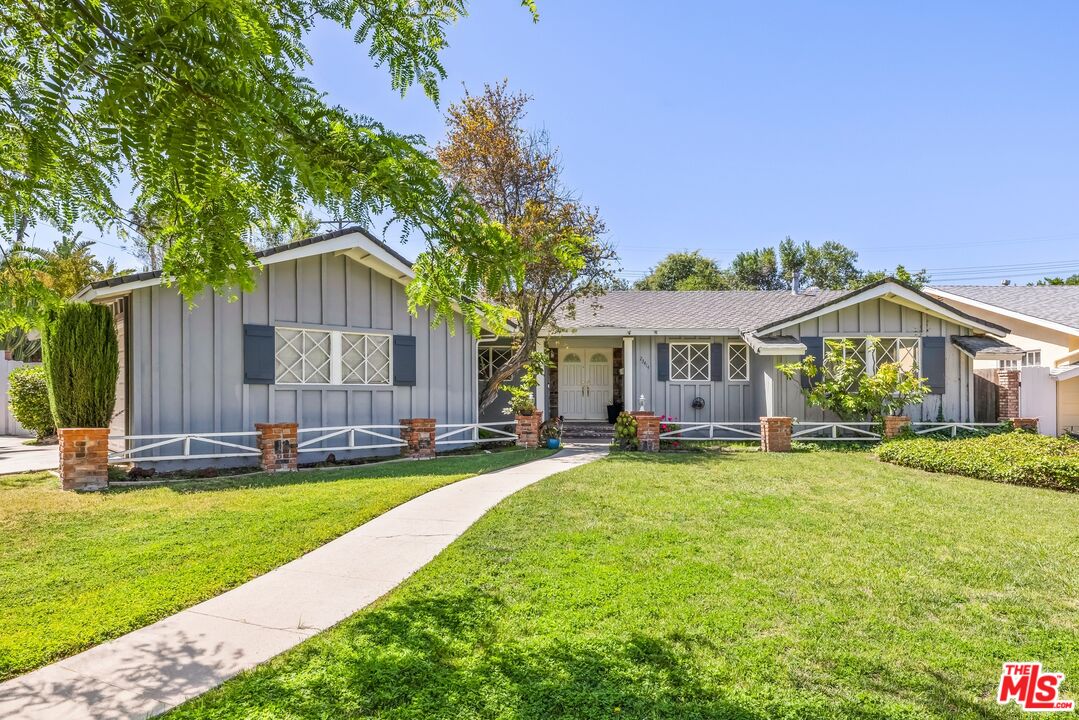 23414 Dolorosa St