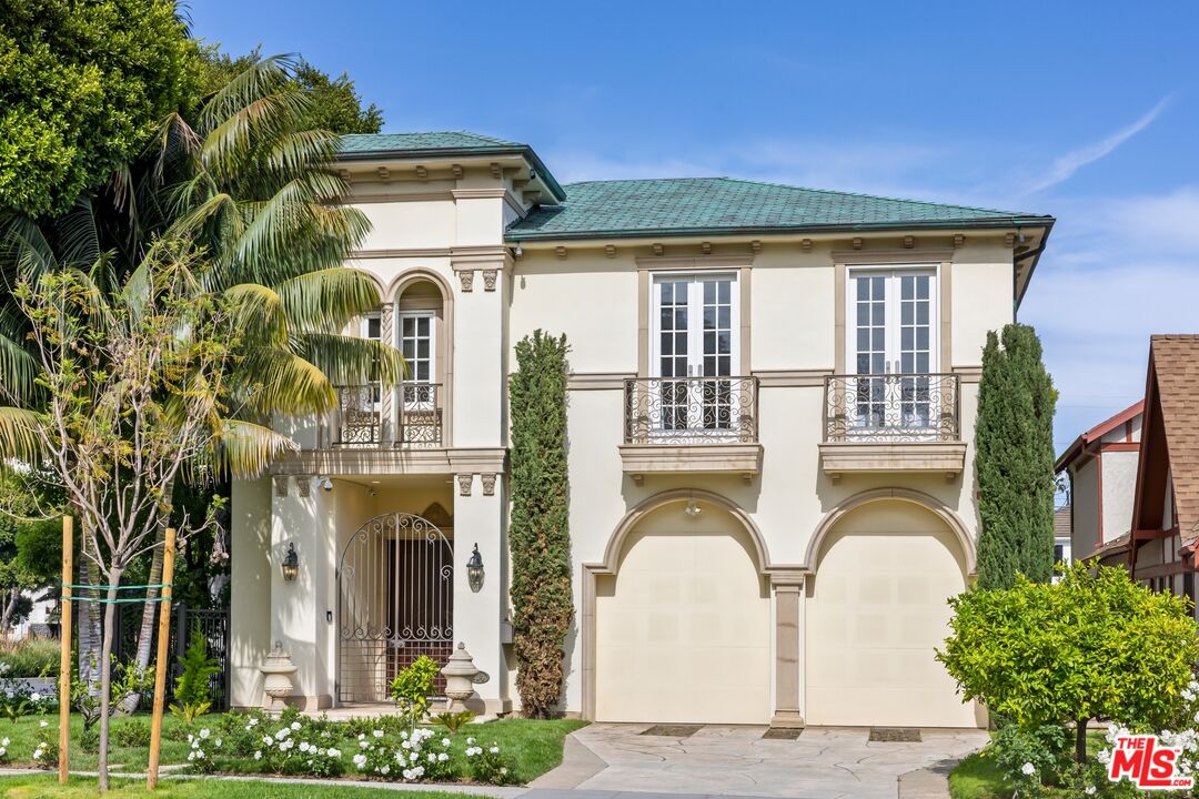 314 N Palm Dr