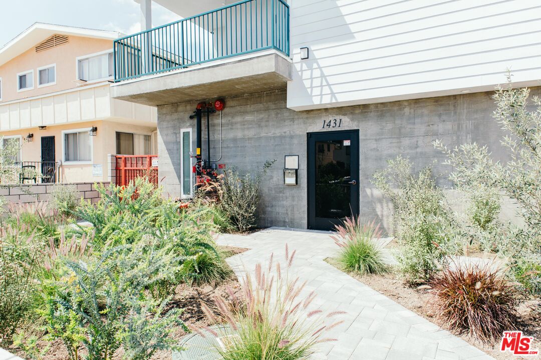 1431 S Sherbourne Dr Unit: PH