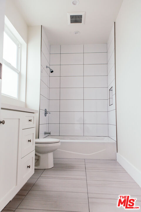 1431 S Sherbourne Dr Unit: PH