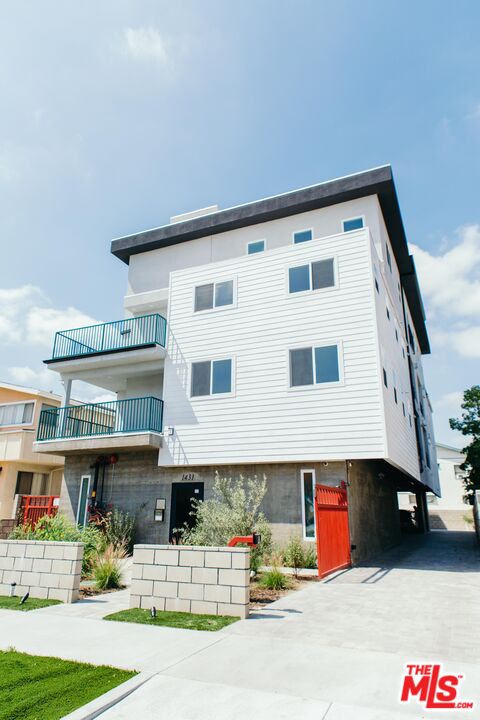 1431 S Sherbourne Dr Unit: PH