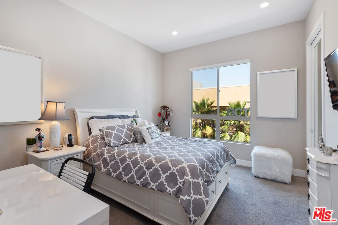 12714 W Sea Spray Pl Unit: 6
