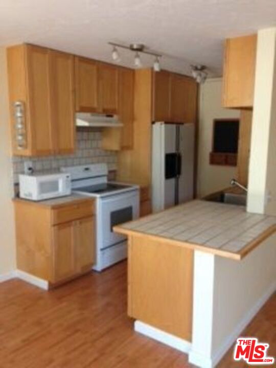 10751 Wilshire Blvd Unit: 508