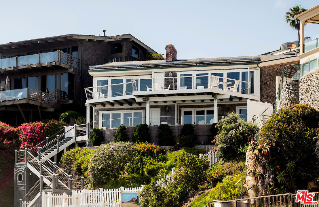 1935 Ocean Way
