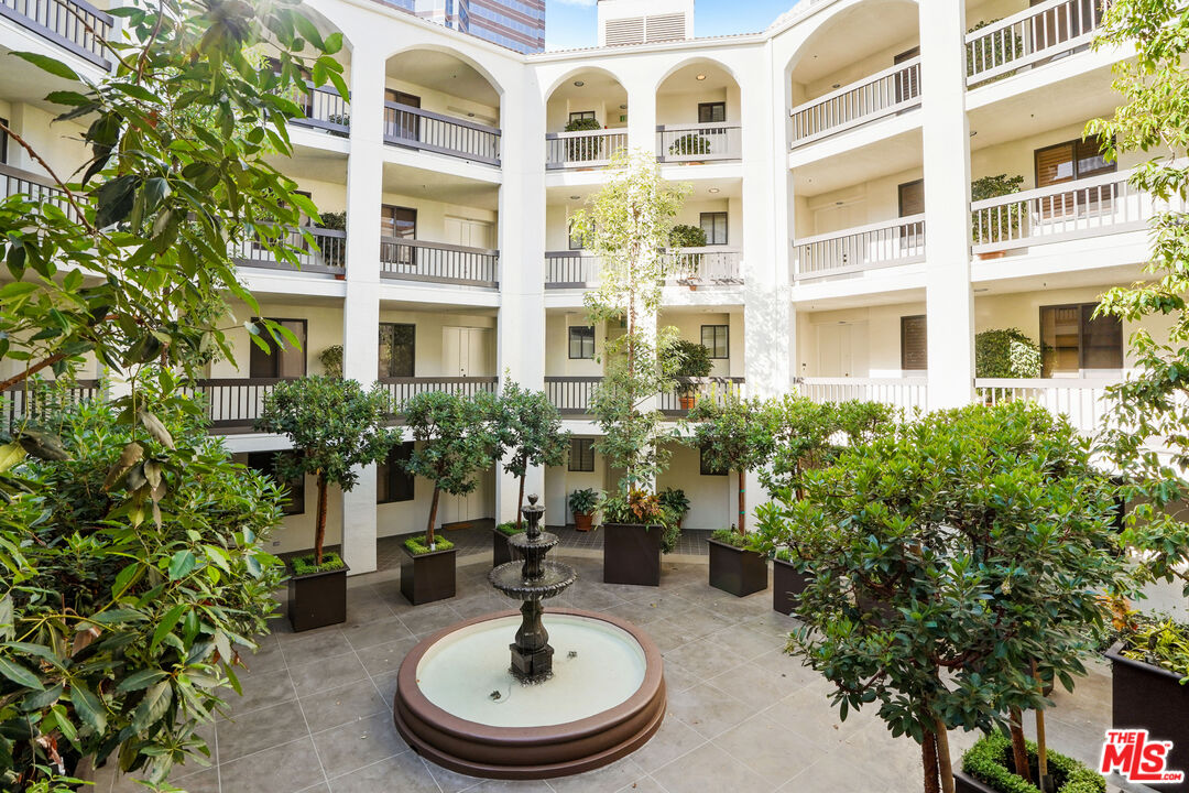 2102 Century Park Ln Unit: 213