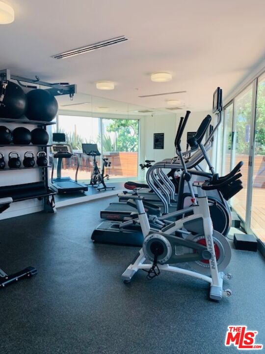1030 N Kings RD Unit: 303