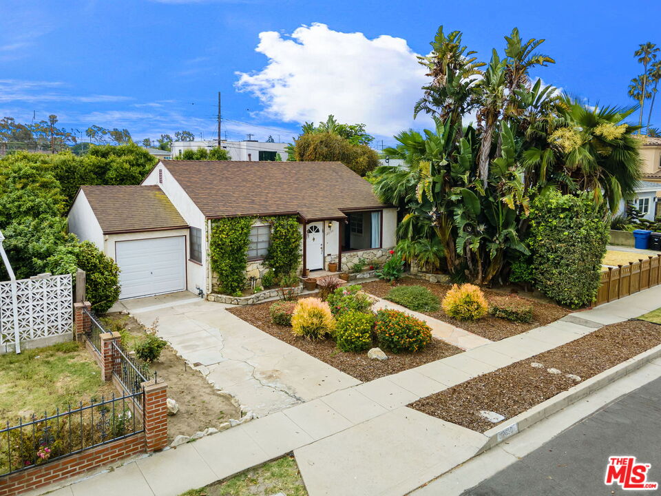 12630 Bonaparte Ave