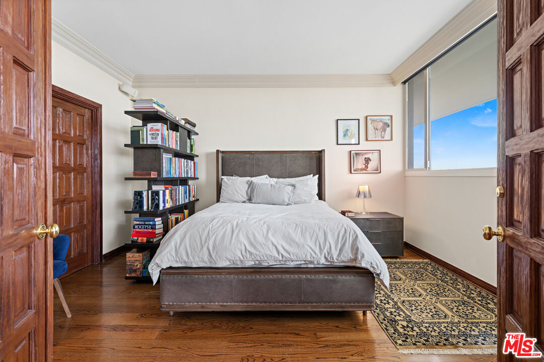 8787 Shoreham Dr Unit: 1210