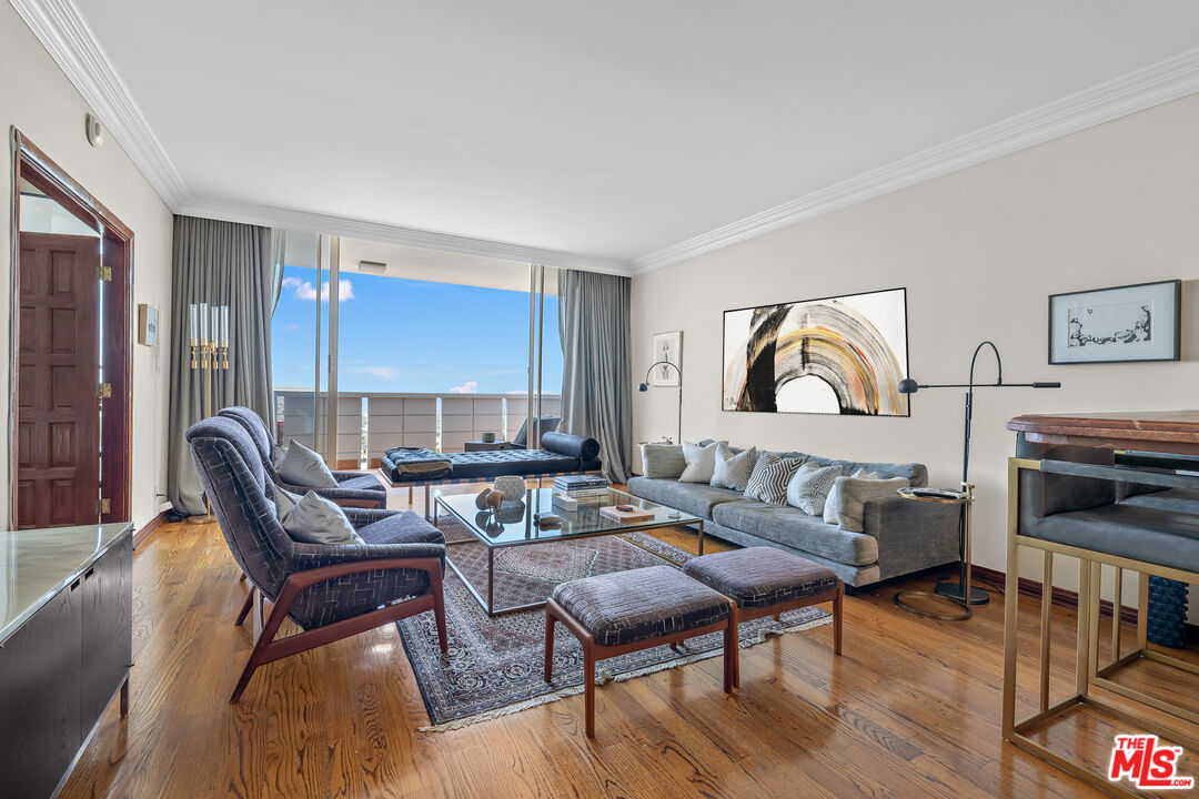 8787 Shoreham Dr Unit: 1210