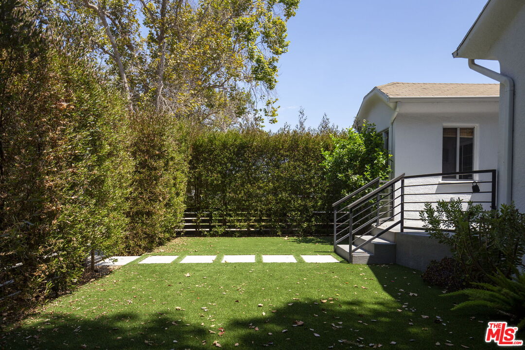 3520 Somerset Dr